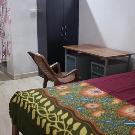 Hare Krishna Hotel Arambol Buitenkant foto