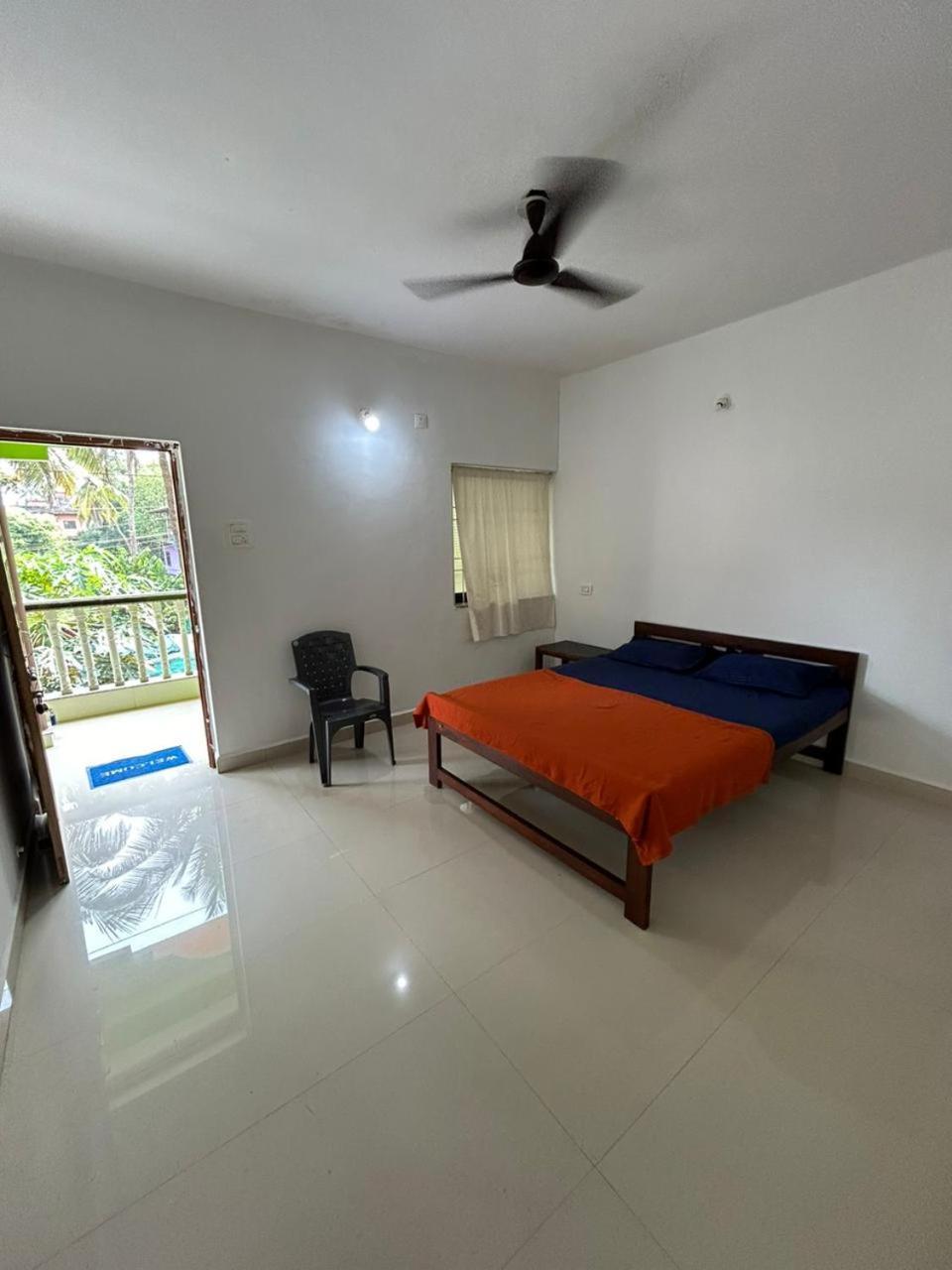 Hare Krishna Hotel Arambol Buitenkant foto