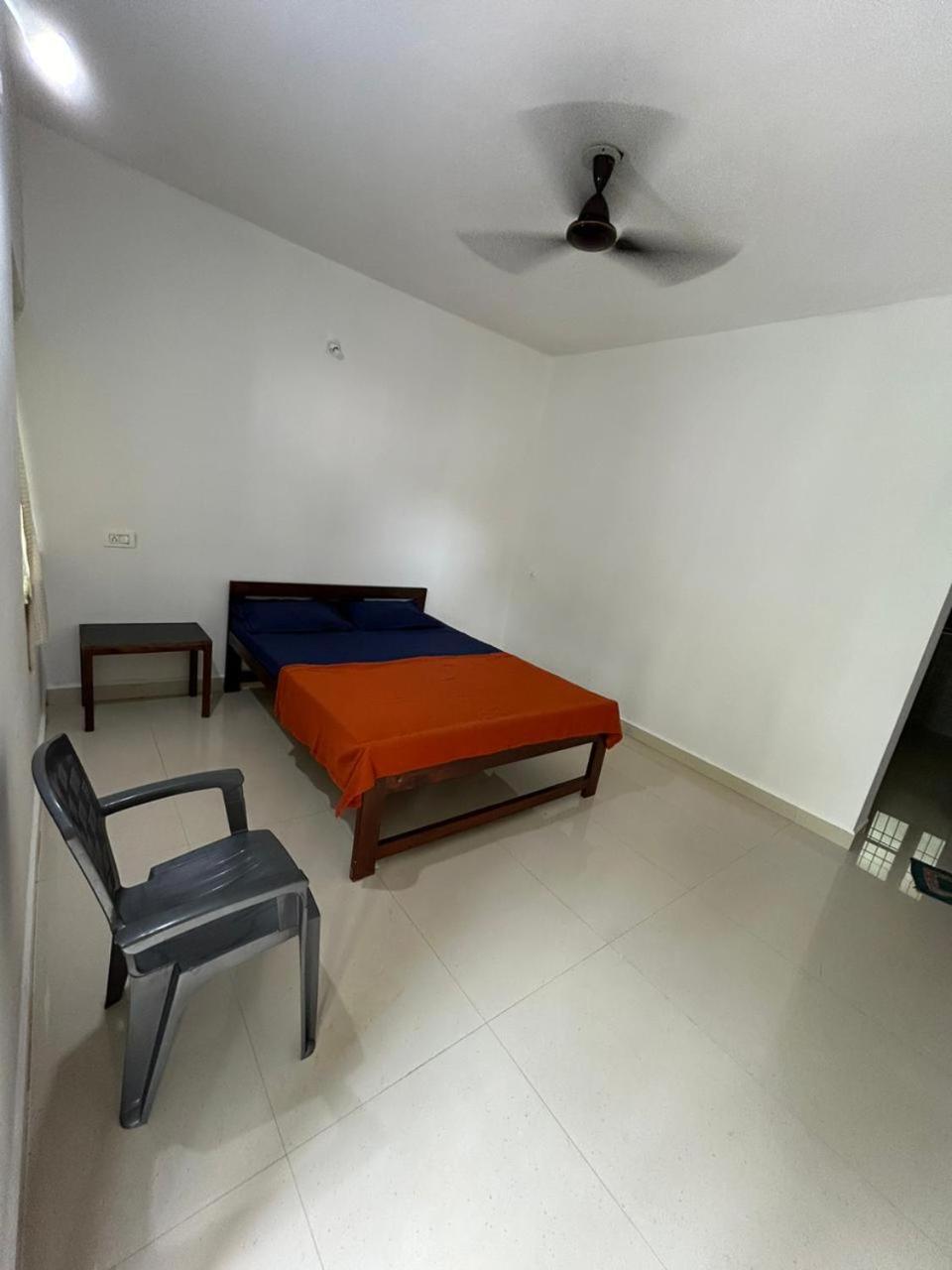 Hare Krishna Hotel Arambol Buitenkant foto